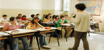 Maturità al via, tra toto-tracce e chatGPT gli studenti si preparano per la prima prova